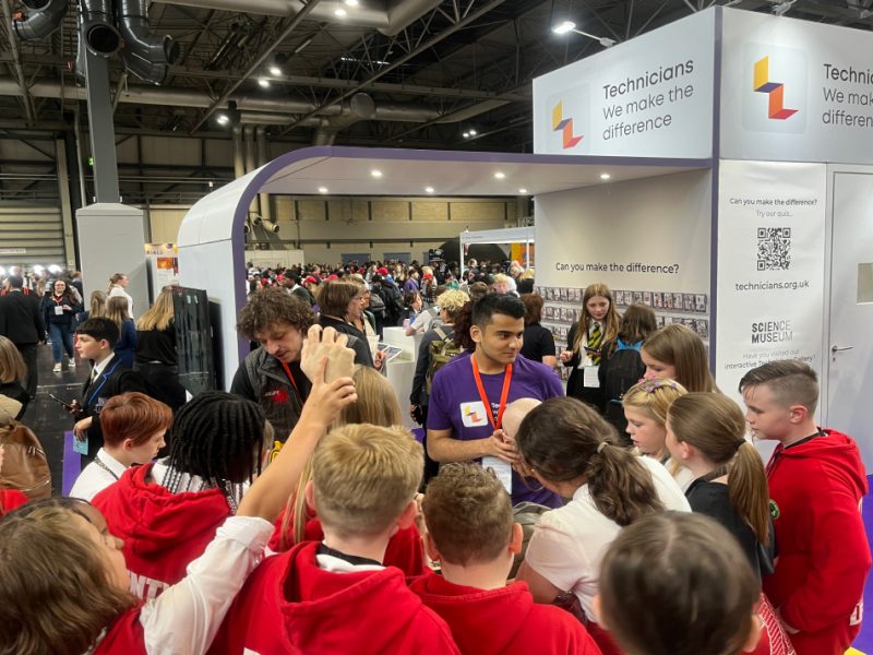 Students meeting employees at the New Scientist Live event